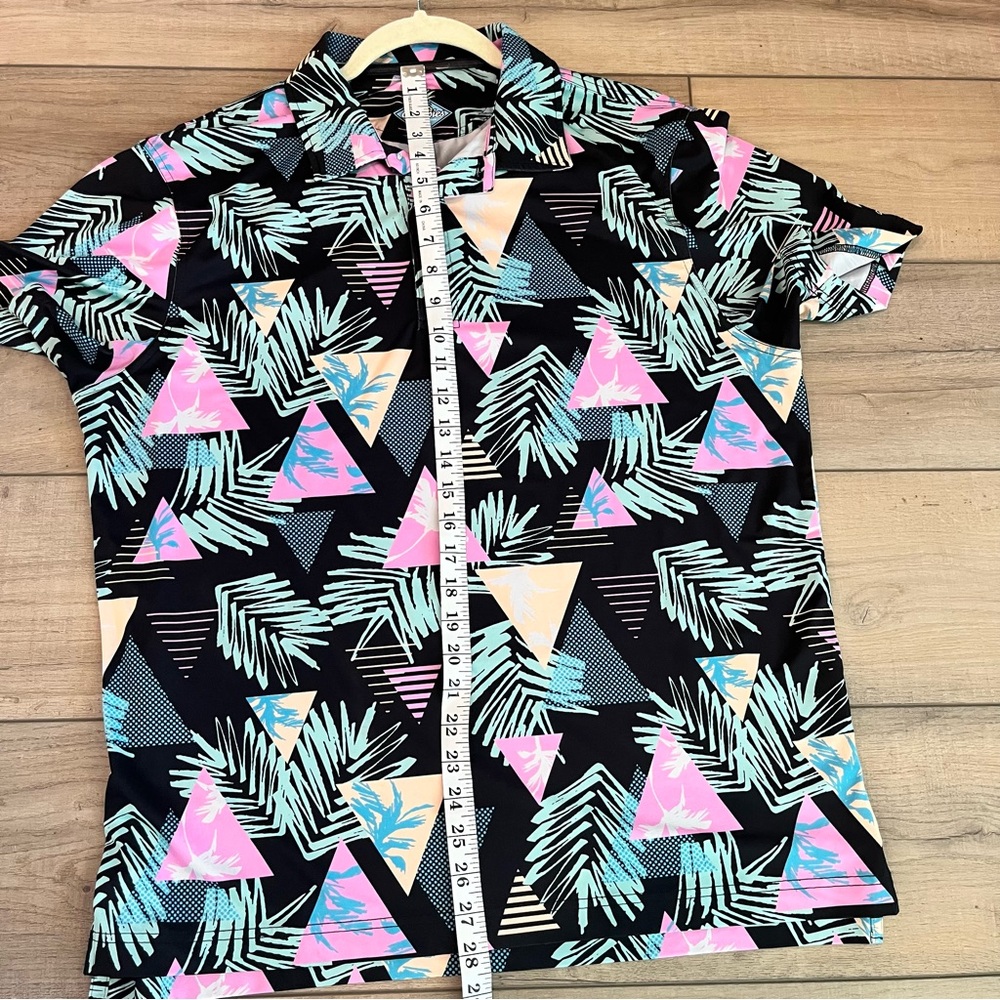 Chubbies Men Colorful Geometric Palm Tree Polo Resort Vacation Size: Medium - Picture 6 of 8